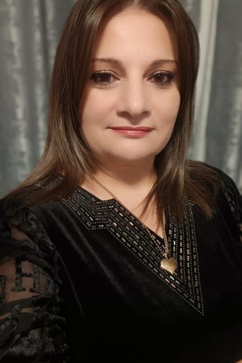 Սերոբյան Նաիրա